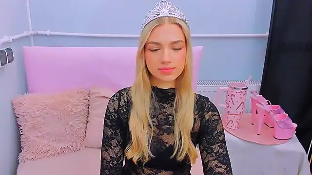 Snapshot of EvetteRose chatting on 17, 1, 2026 EvetteRose online show from 17, 1, 2026