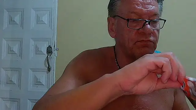 Unique X perience online show from 17, 3, 2026