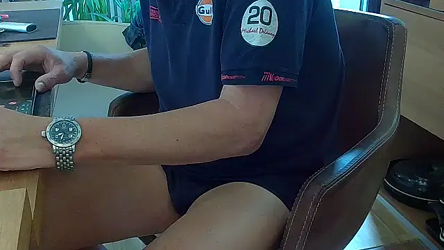 Snapshot of Unique_X_perience chatting on 12, 10, 2025 Unique X perience online show from 12, 10, 2025