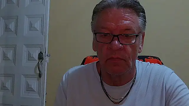 Unique X perience online show from 15, 3, 2026