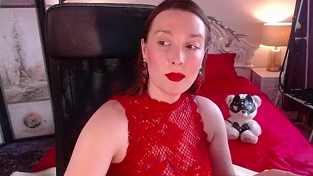 Snapshot of SofiaBimboss chatting on 18, 7, 2026 SofiaBimboss online show from 18, 7, 2026