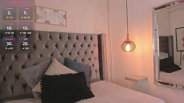 Snapshot of Anya_Belth chatting on 24, 10, 2025 Anya Belth online show from 24, 10, 2025