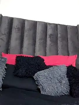 dark honeyx26 online show from 5, 3, 2026