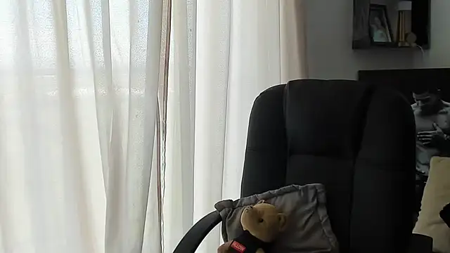 Marck Mathews online show from 19, 9, 2025