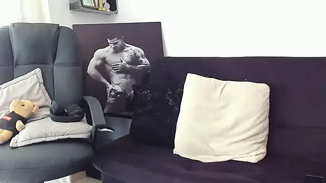 Marck Mathews online show from 17, 9, 2025