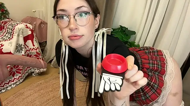 Kelly Berry   online show from 19, 12, 2025