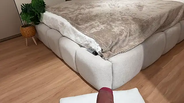 Snapshot of Kelly_Berry__ chatting on 26, 9, 2025 Kelly Berry online show from 26, 9, 2025