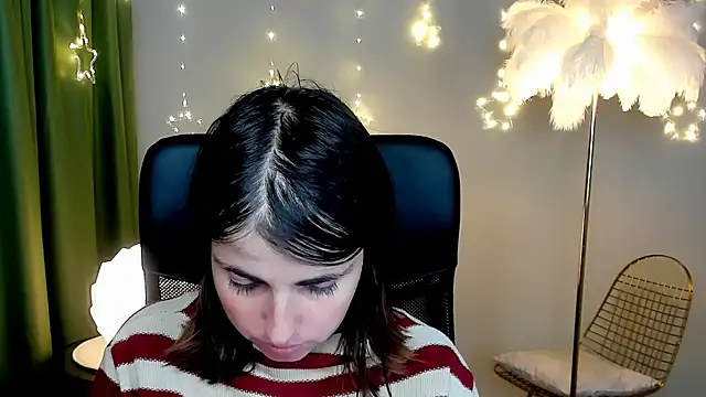 MartaEdams online show from 17, 12, 2025