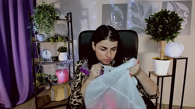 MartaEdams online show from 1, 4, 2026