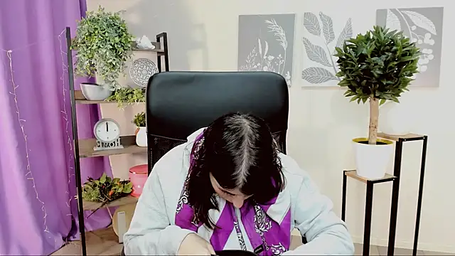 MartaEdams online show from 25, 3, 2026