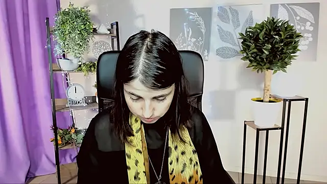 MartaEdams online show from 4, 4, 2026