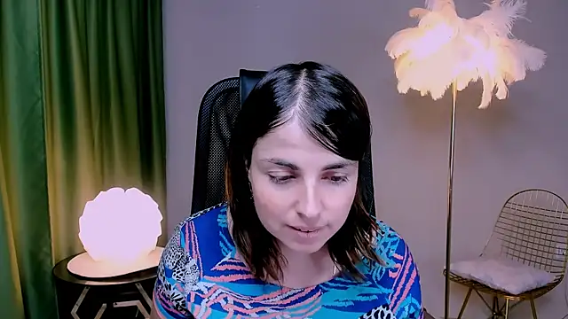 MartaEdams online show from 28, 11, 2025