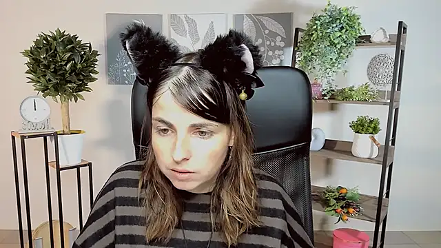 MartaEdams online show from 15, 10, 2025