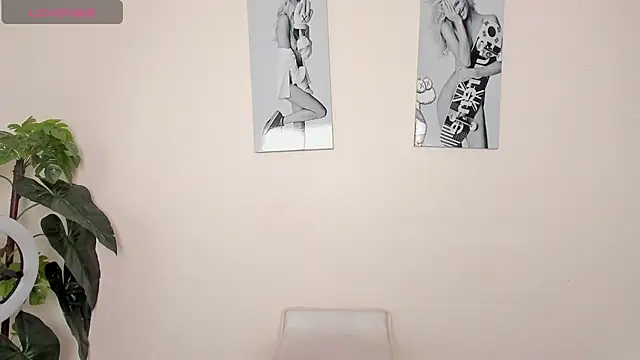 SamayRyann online show from 9, 10, 2025