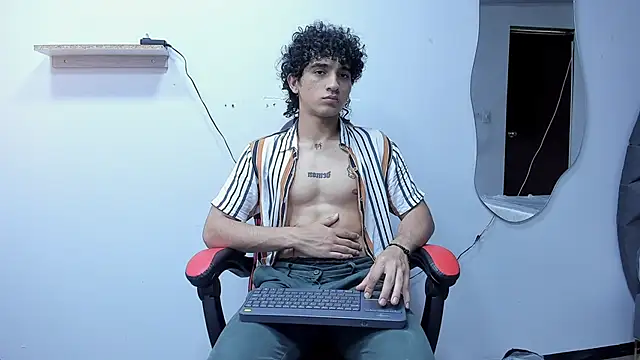 Snapshot of JackesTaylor chatting on 19, 9, 2025 JackesTaylor online show from 19, 9, 2025