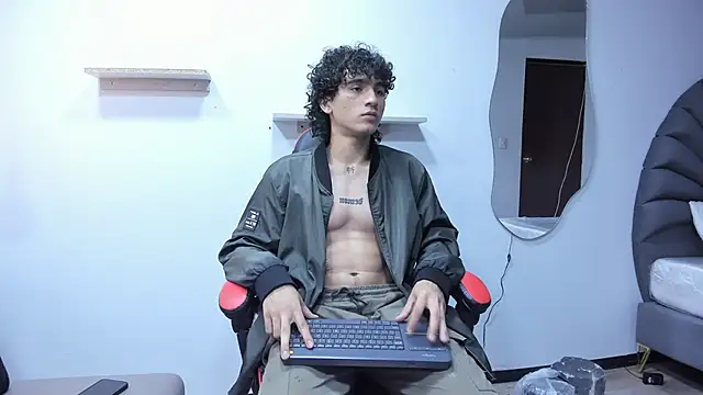 Snapshot of JackesTaylor chatting on 11, 9, 2025 JackesTaylor online show from 11, 9, 2025