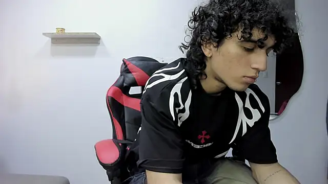 Snapshot of JackesTaylor chatting on 30, 10, 2025 JackesTaylor online show from 30, 10, 2025