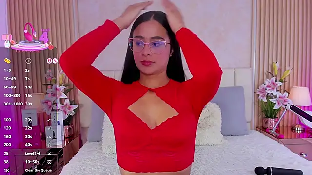 ZOEBARLOWE online show from 10, 10, 2025