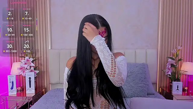 ZOEBARLOWE online show from 23, 10, 2025