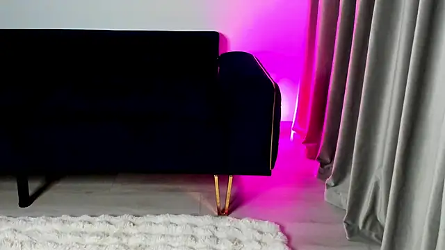 Snapshot of SluttyMaddy chatting on 29, 10, 2025 SluttyMaddy online show from 29, 10, 2025