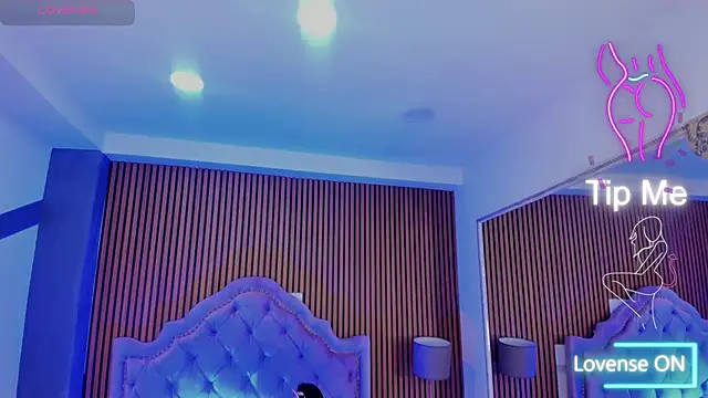 SelenaStonne online show from 5, 10, 2025