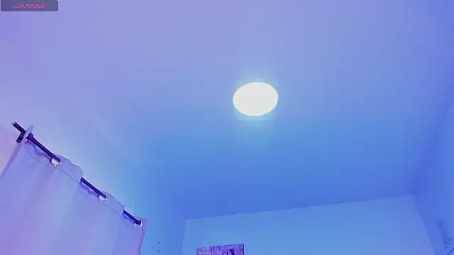 SelenaStonne online show from 4, 4, 2026