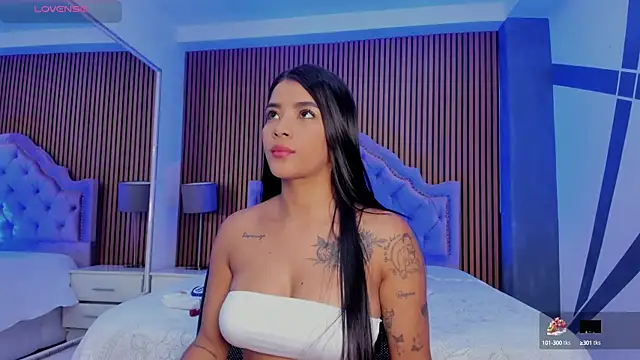 SelenaStonne online show from 17, 9, 2025