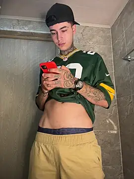 Snapshot of samm4044 chatting on 14, 12, 2025 samm4044 online show from 14, 12, 2025