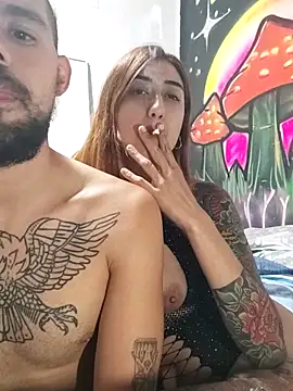 parejajuguetona420 online show from 25, 3, 2026