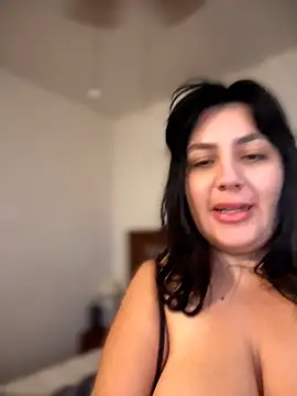 victoria amatista  online show from 2, 5, 2026