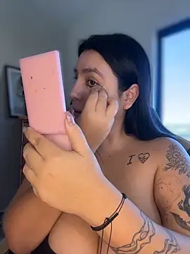 victoria amatista  online show from 13, 2, 2026