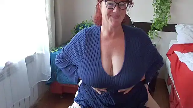 -Curvy- online show from 2, 10, 2025