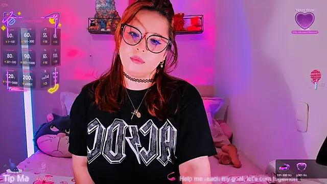 Snapshot of Rosie_Good_girl chatting on 14, 7, 2026 Rosie Good girl online show from 14, 7, 2026