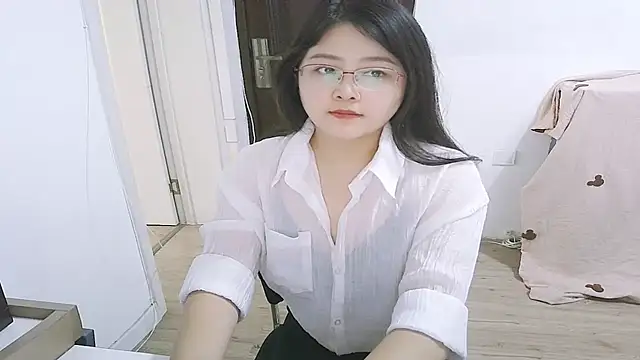 Snapshot of 98bunny chatting on 10, 10, 2025 98bunny online show from 10, 10, 2025