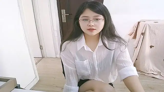 Snapshot of 98bunny chatting on 13, 10, 2025 98bunny online show from 13, 10, 2025