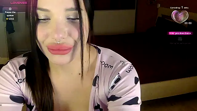 Cassie Pinkkk online show from 9, 10, 2025