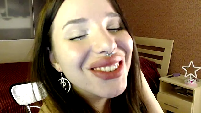 Cassie Pinkkk online show from 18, 1, 2026