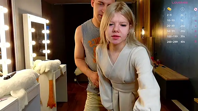 SandraGaze online show from 1, 3, 2026