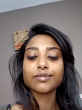 littlemissdevil69 online show from 12, 4, 2026