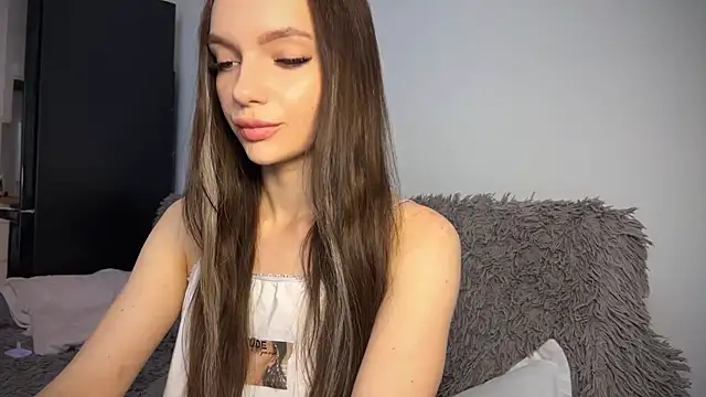 Snapshot of litlle_angelll chatting on 15, 9, 2025 litlle angelll online show from 15, 9, 2025