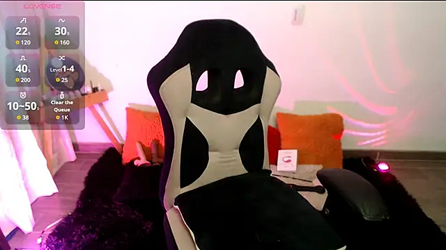 LunaBunny8 online show from 7, 1, 2026