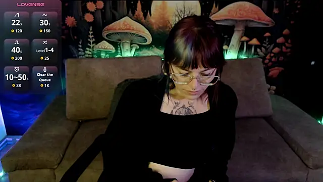 LunaBunny8 online show from 24, 9, 2025