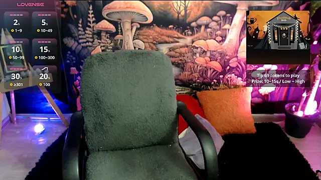 LunaBunny8 online show from 28, 10, 2025