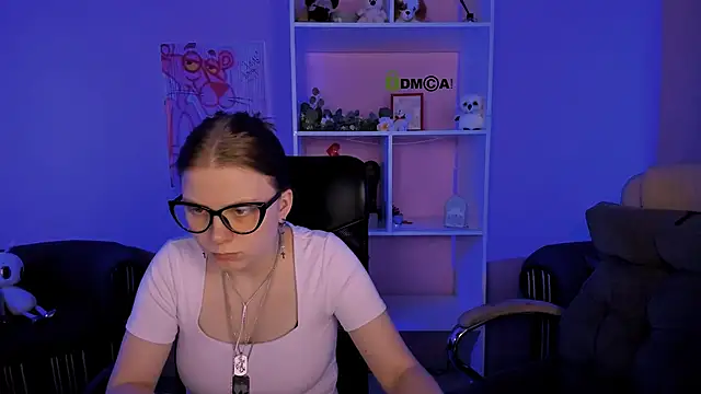 foxy tease  online show from 26, 9, 2025