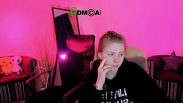 foxy tease  online show from 13, 10, 2025