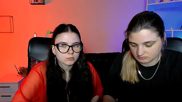 foxy tease  online show from 14, 12, 2025