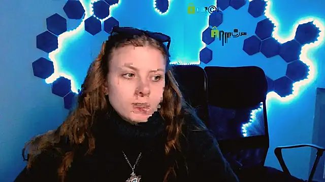 foxy tease  online show from 28, 11, 2025