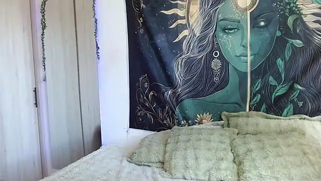 aphroditebloom online show from 25, 10, 2025