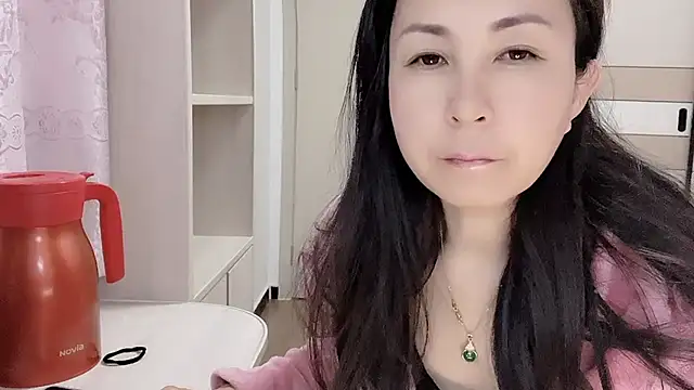 JackieBell online show from 7, 11, 2025