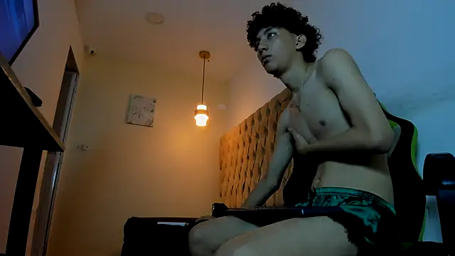 Darkknightx01 online show from 9, 10, 2025